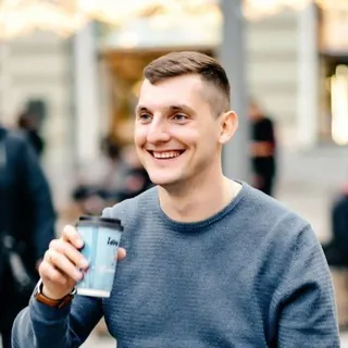 ВЕРЕГИН | Вывожу на 1🍋+ в месяц экспертов - Gruppo Telegram