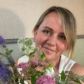 Лариса LakinskLorik - Canale Telegram